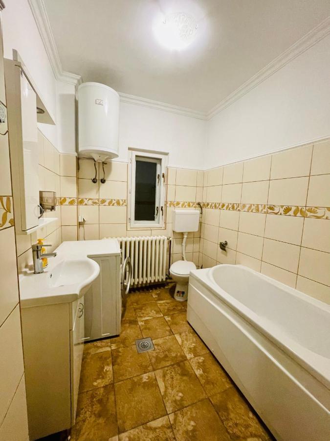 Hostel Stari Grad Novi Sad Extérieur photo
