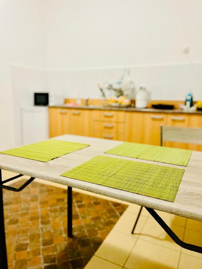Hostel Stari Grad Novi Sad Extérieur photo