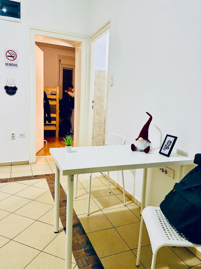 Hostel Stari Grad Novi Sad Extérieur photo