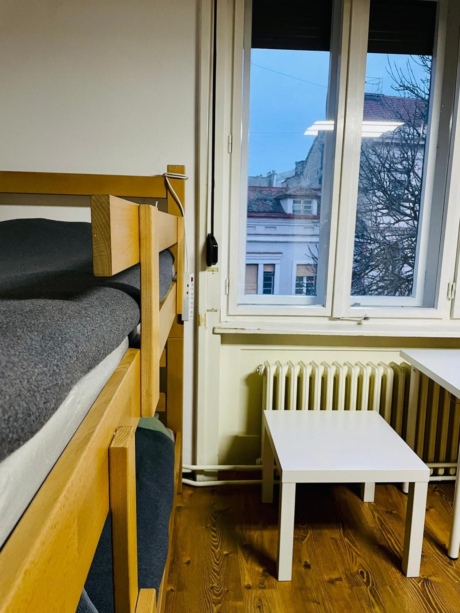 Hostel Stari Grad Novi Sad Extérieur photo